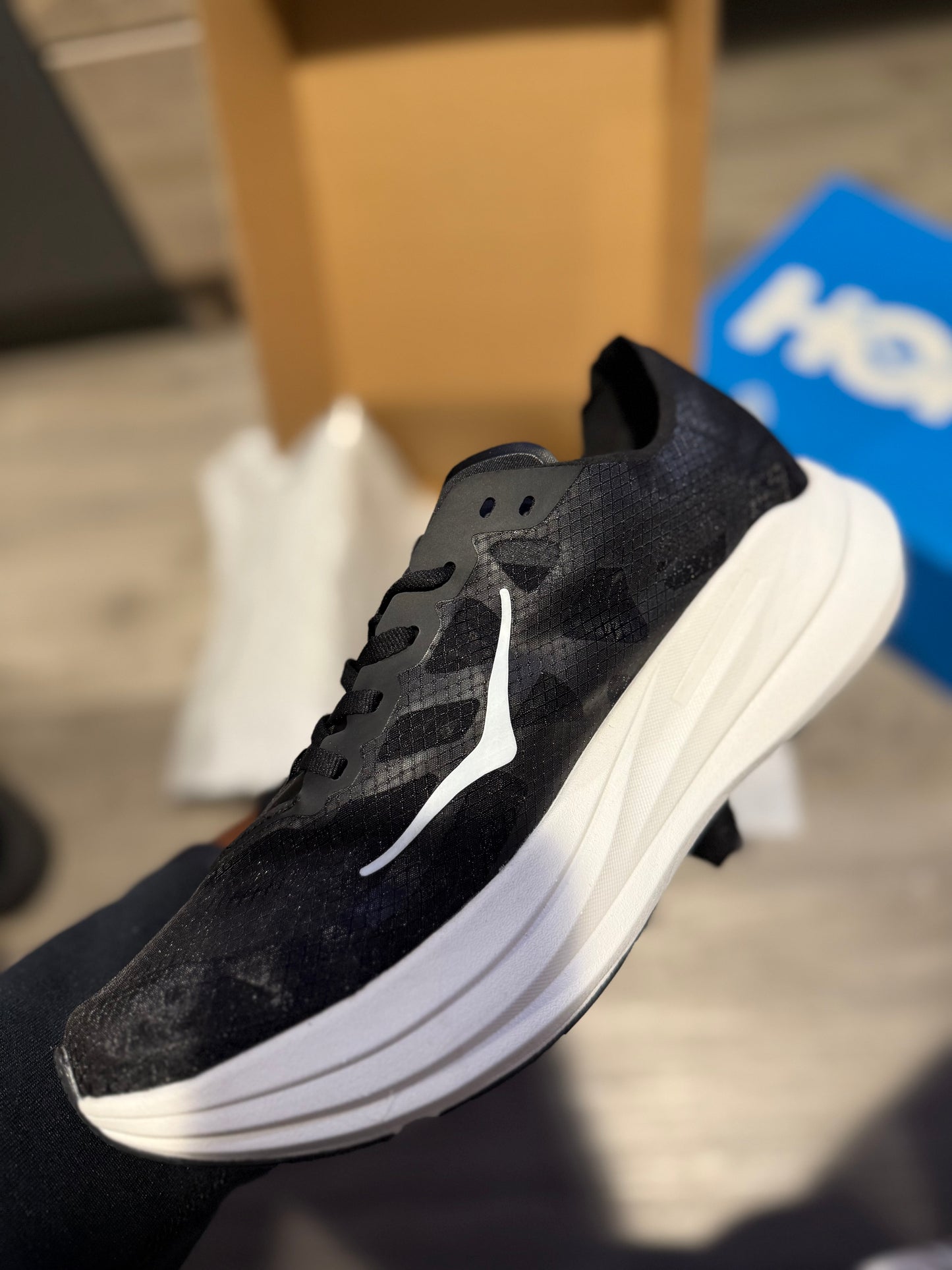 HKA Sneakers