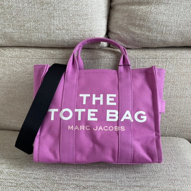 TOTE BAGS