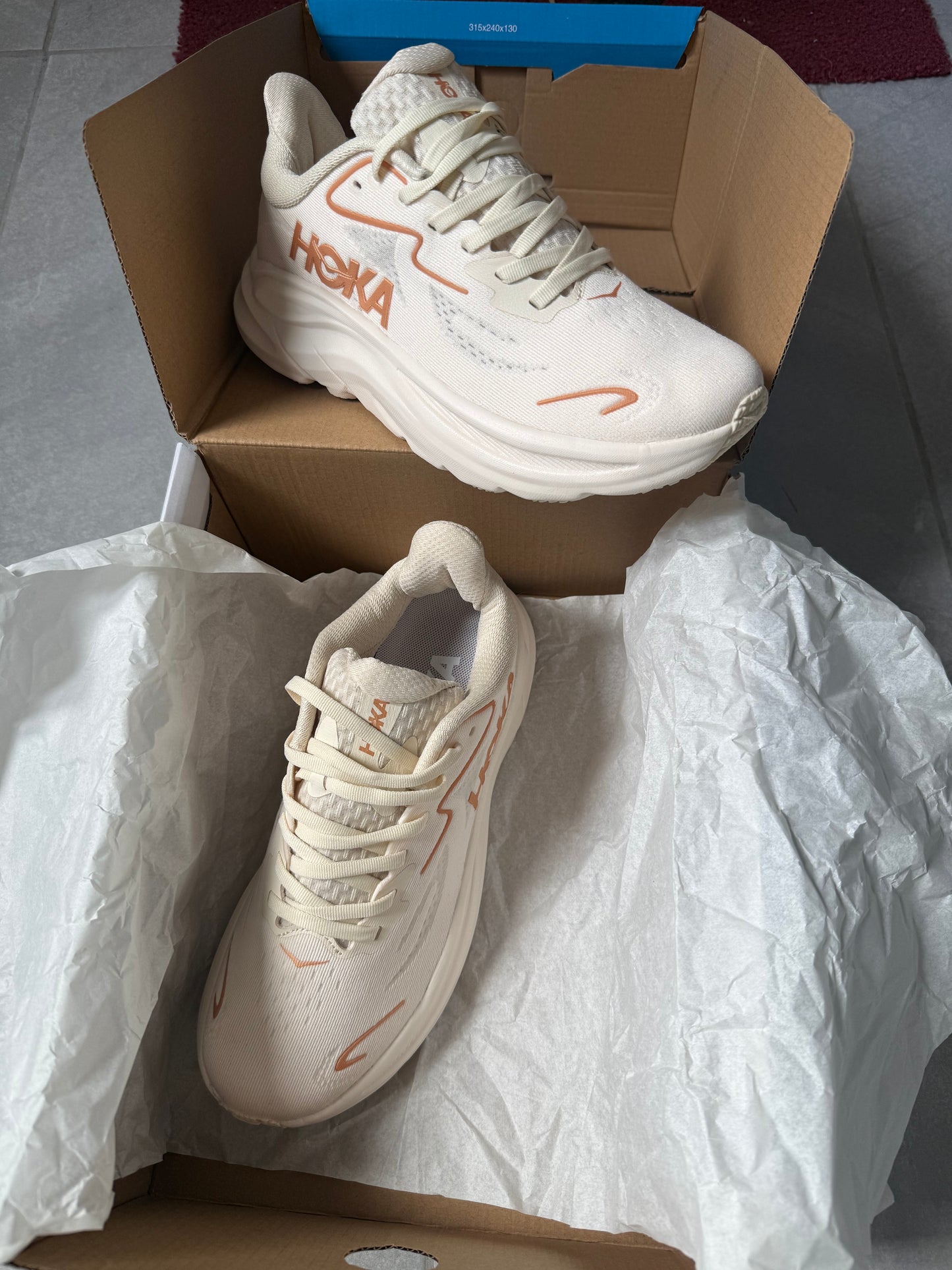 HKA Sneakers