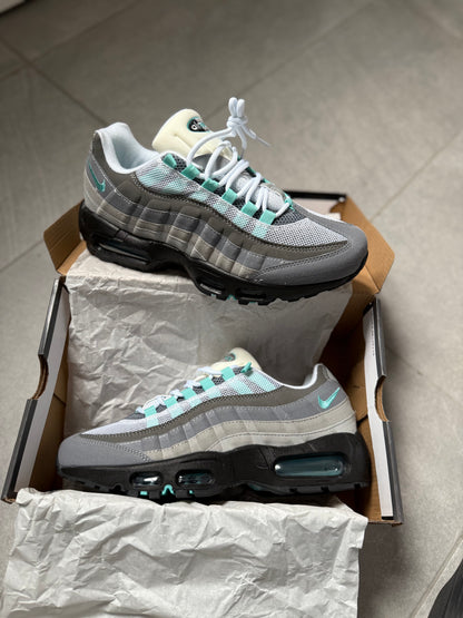 AM 95'S