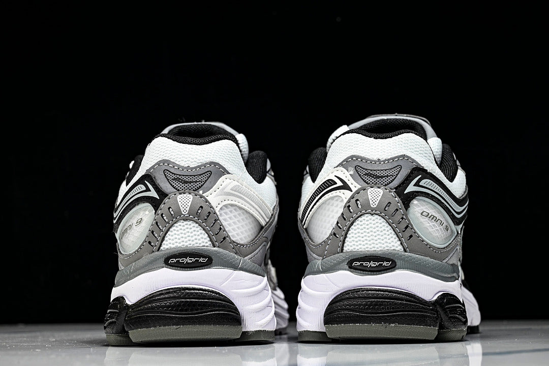 Scny sneakers