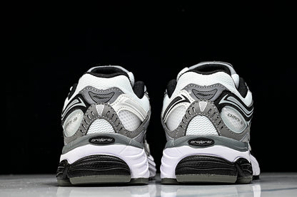 Scny sneakers