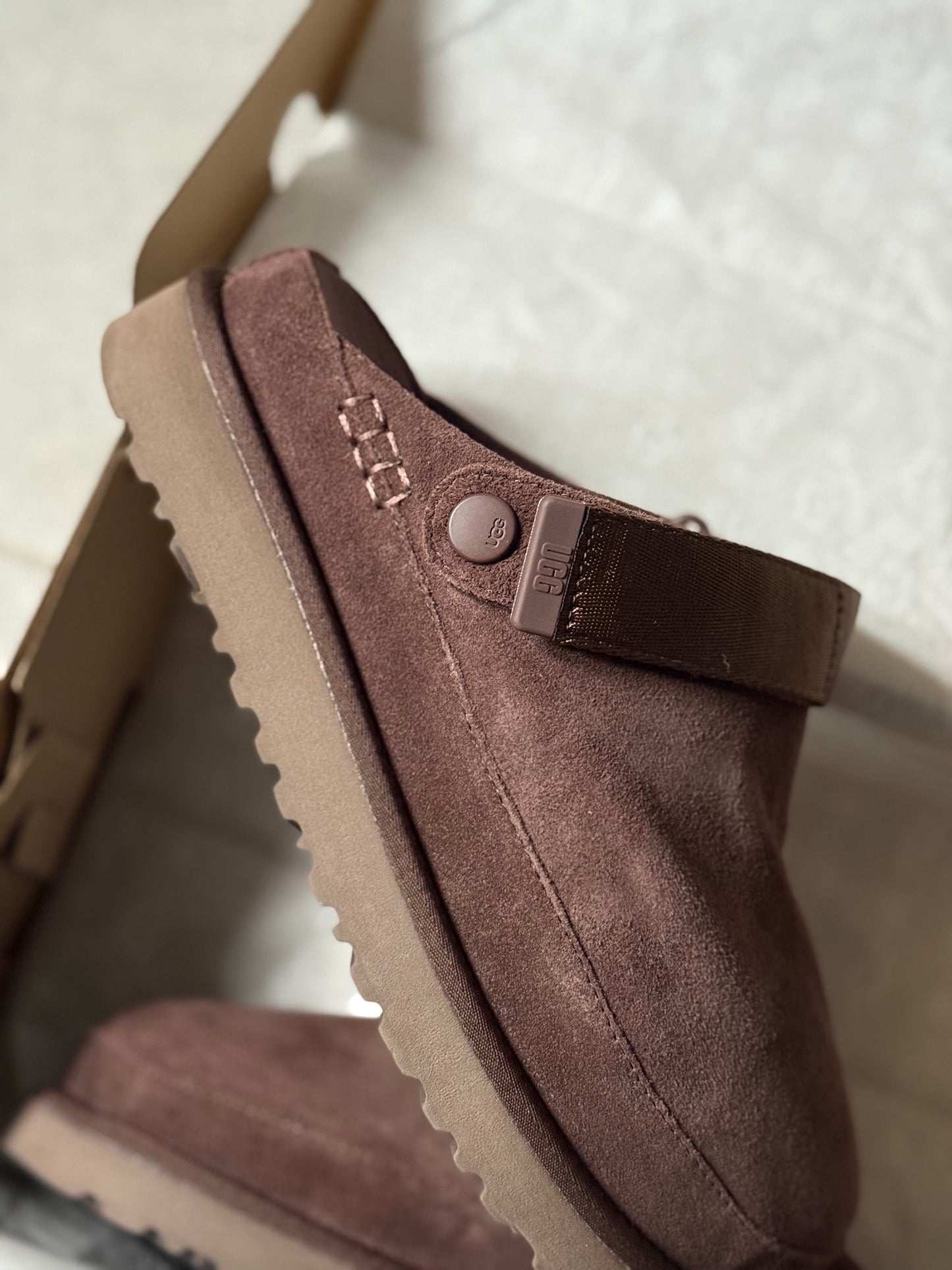 Clogs
