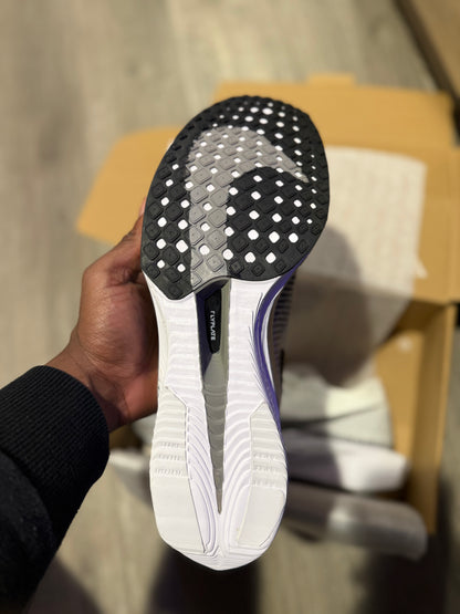 V.Flys Running Shoes