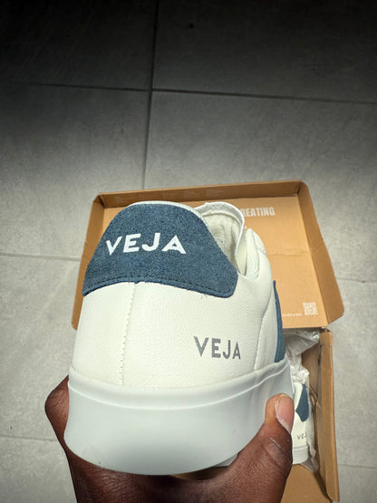V Shoes