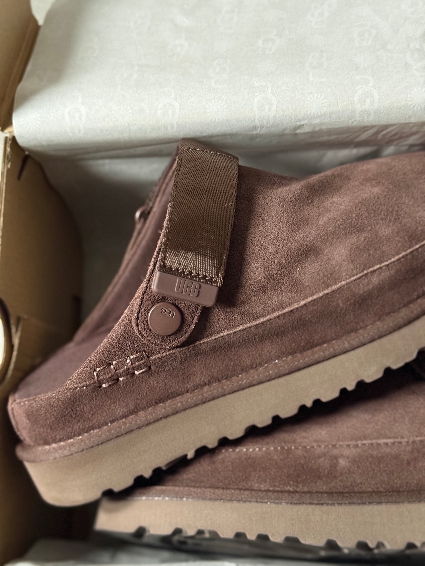 Clogs