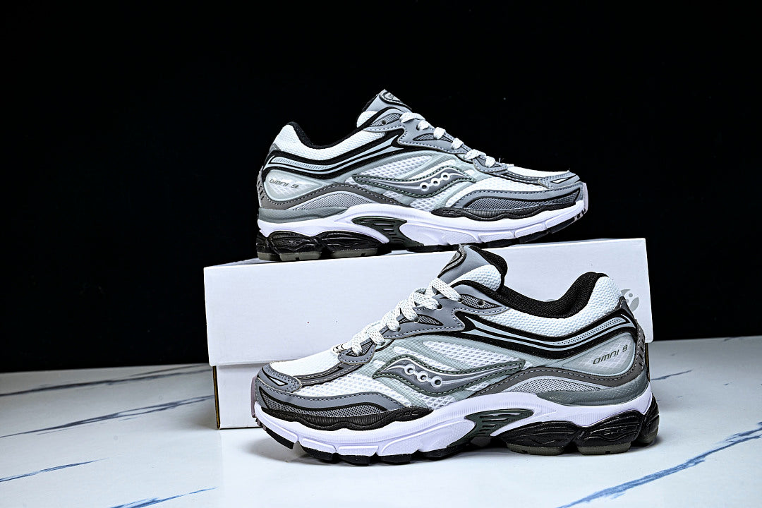 Scny sneakers