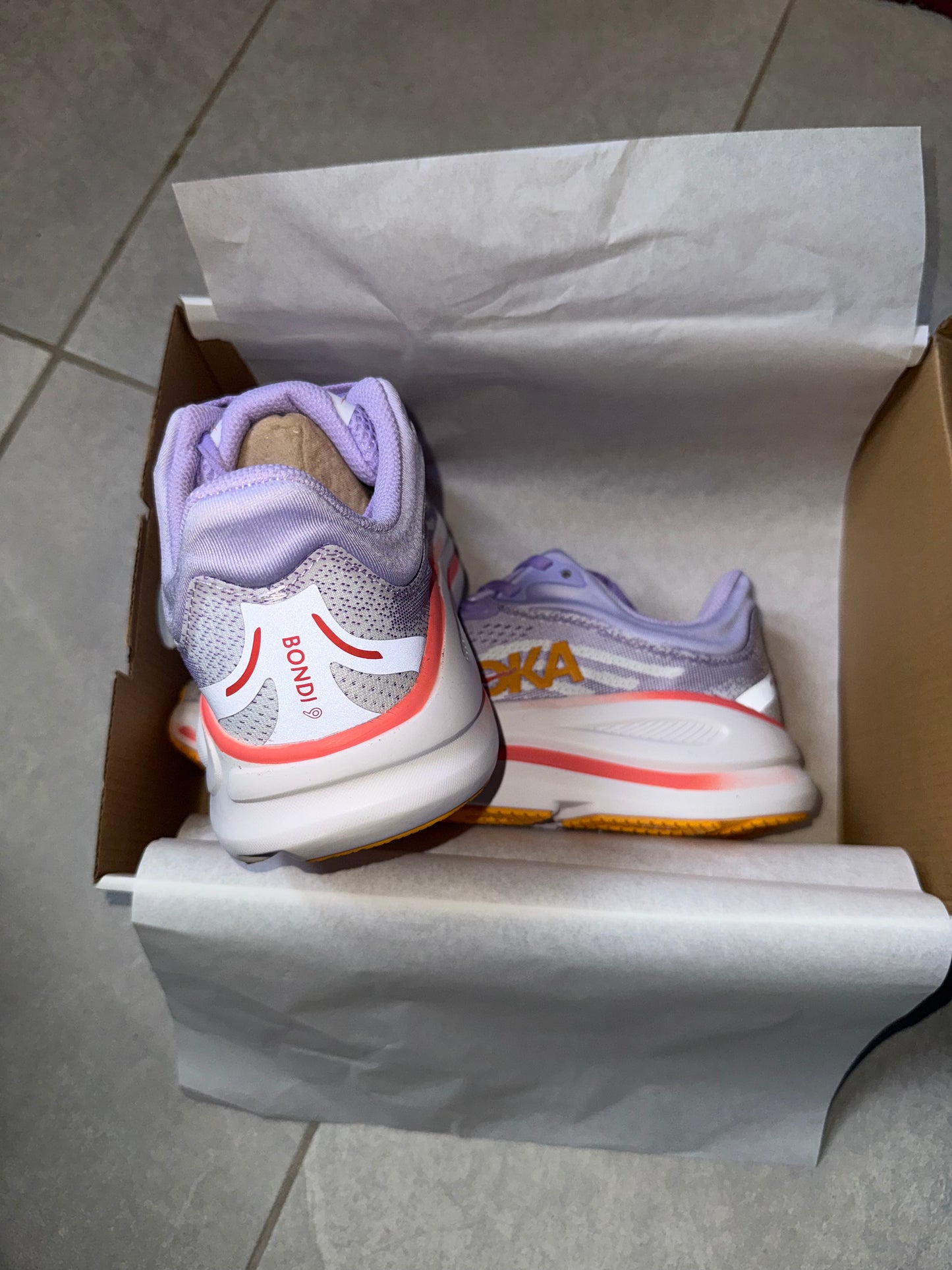 HKA Sneakers