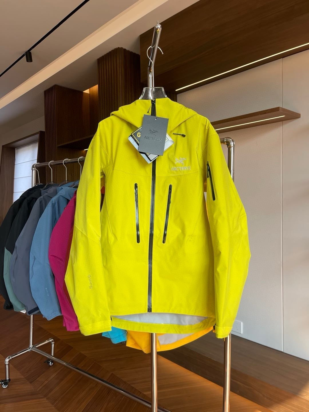 Arctyx Alpha SV women's jacket