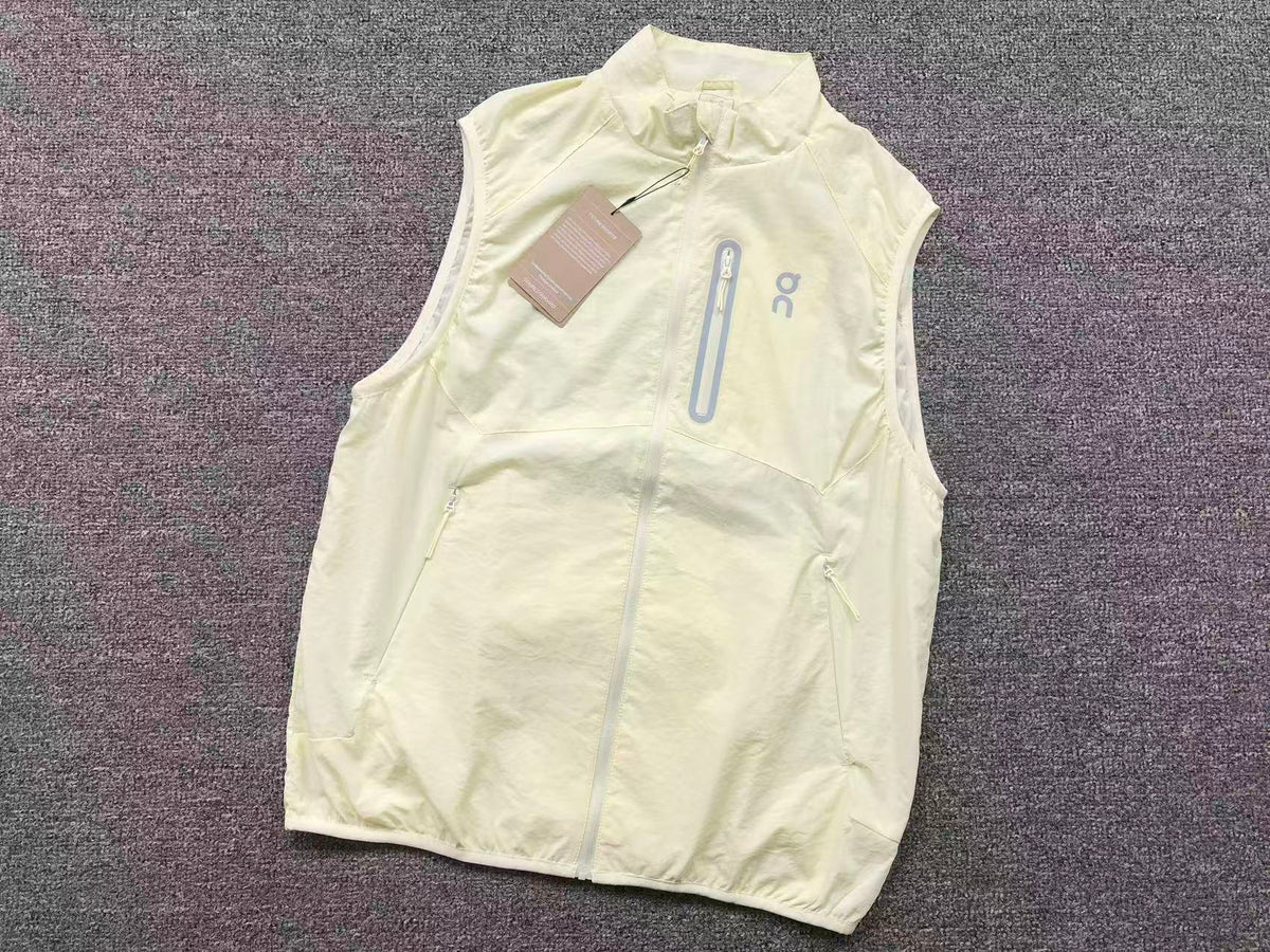 Cream lightweight running gilet