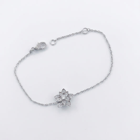 V.C Bracelet white gold flower